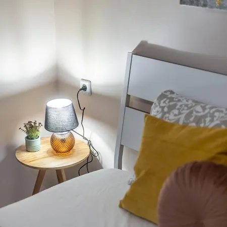 Prime Location & Cozy 3bedrm